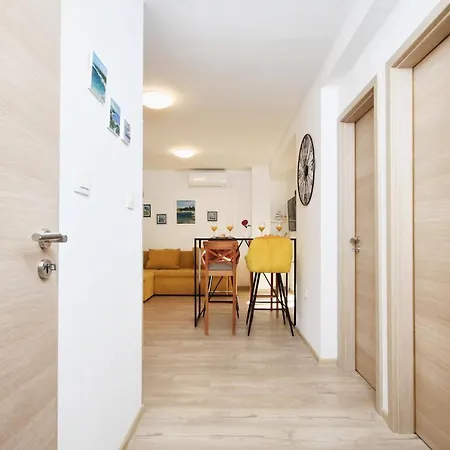 Apartment Lanterna *